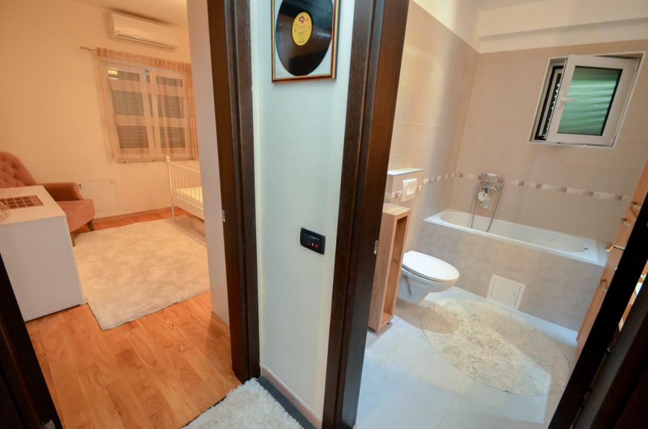 Apartment Radulovic Kotor Exterior photo